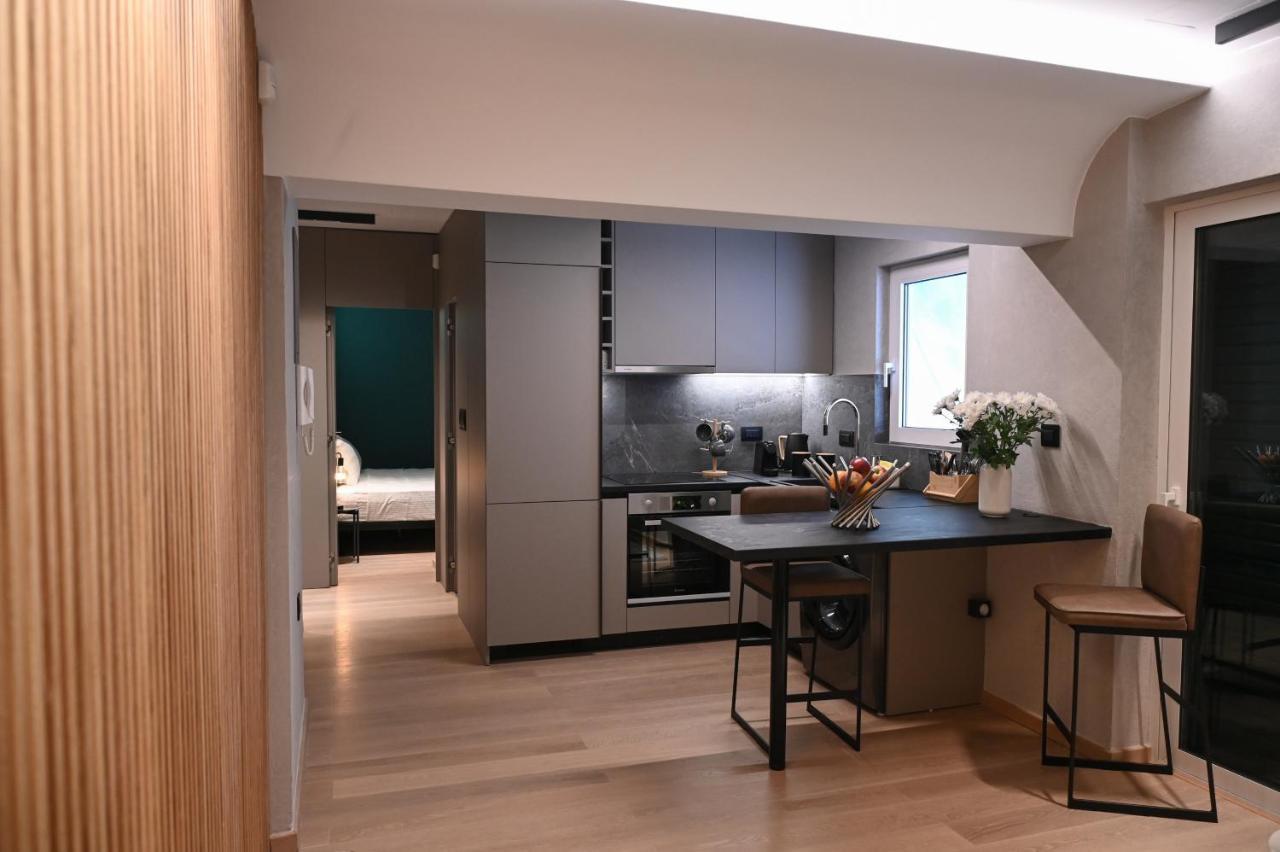 Cocoon Athenian Riviera By Neuvel Apartment *