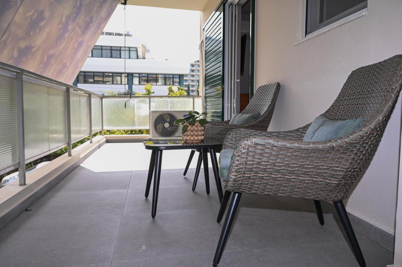 公寓 Cocoon Athenian Riviera By Neuvel