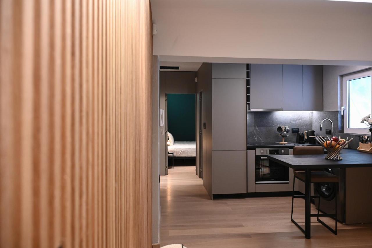 Cocoon Athenian Riviera By Neuvel Apartment